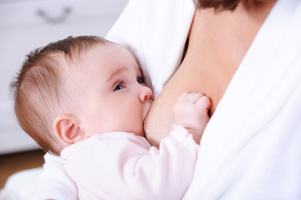 chirurgie mammaire compatible avec allaitement et grossesse